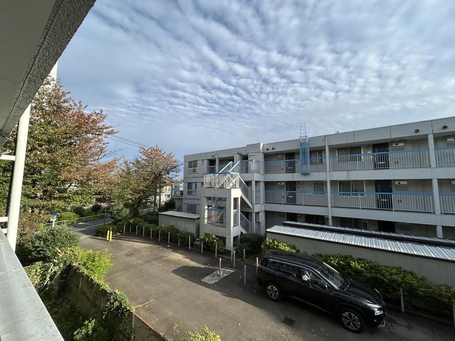 Renovated 1LDK+S Apartment near Tokorozawa Station, Saitama - Thumbnail 2