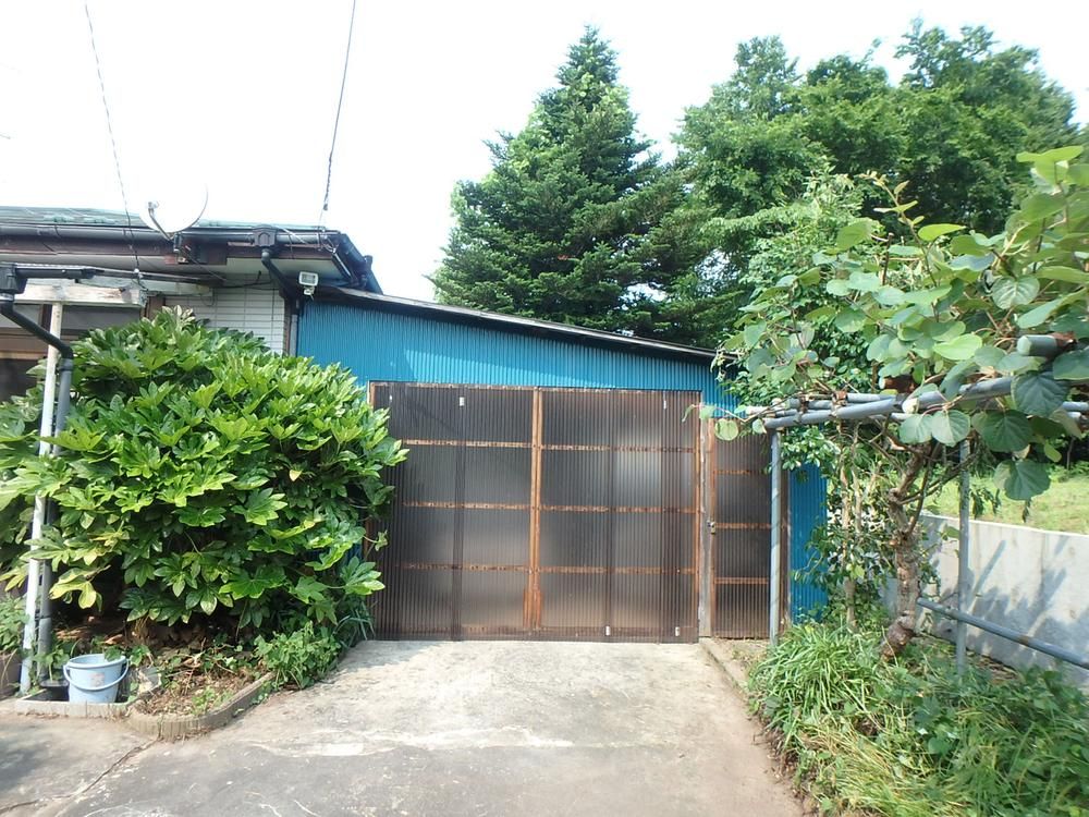 5DK House for Sale in Aoba-ku, Sendai with Large Land - Thumbnail 4