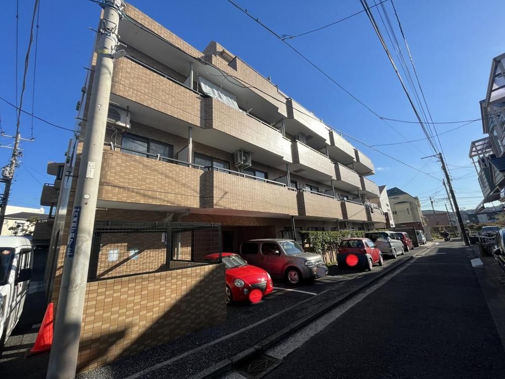 Lions Mansion Kanazawa Hakkei No. 12 2LDK Apartment in Yokohama - Thumbnail 2