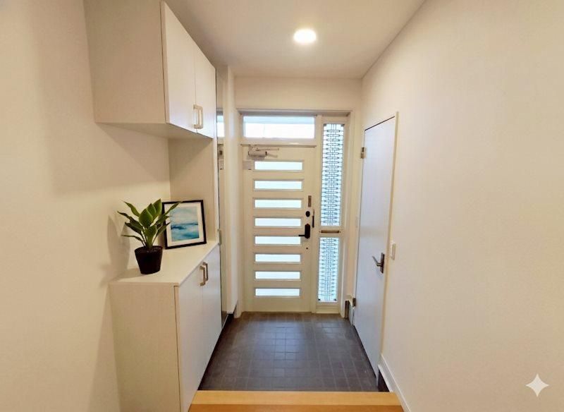 Renovated 4LDK+S House in Sapporo Kita Ward, 117.83m2 - Thumbnail 3