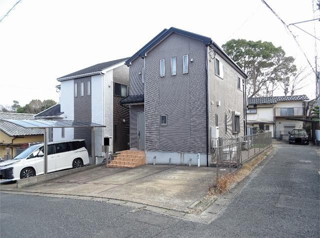 4LDK+S Detached House with Solar Panels in Fukuoka - Thumbnail 3