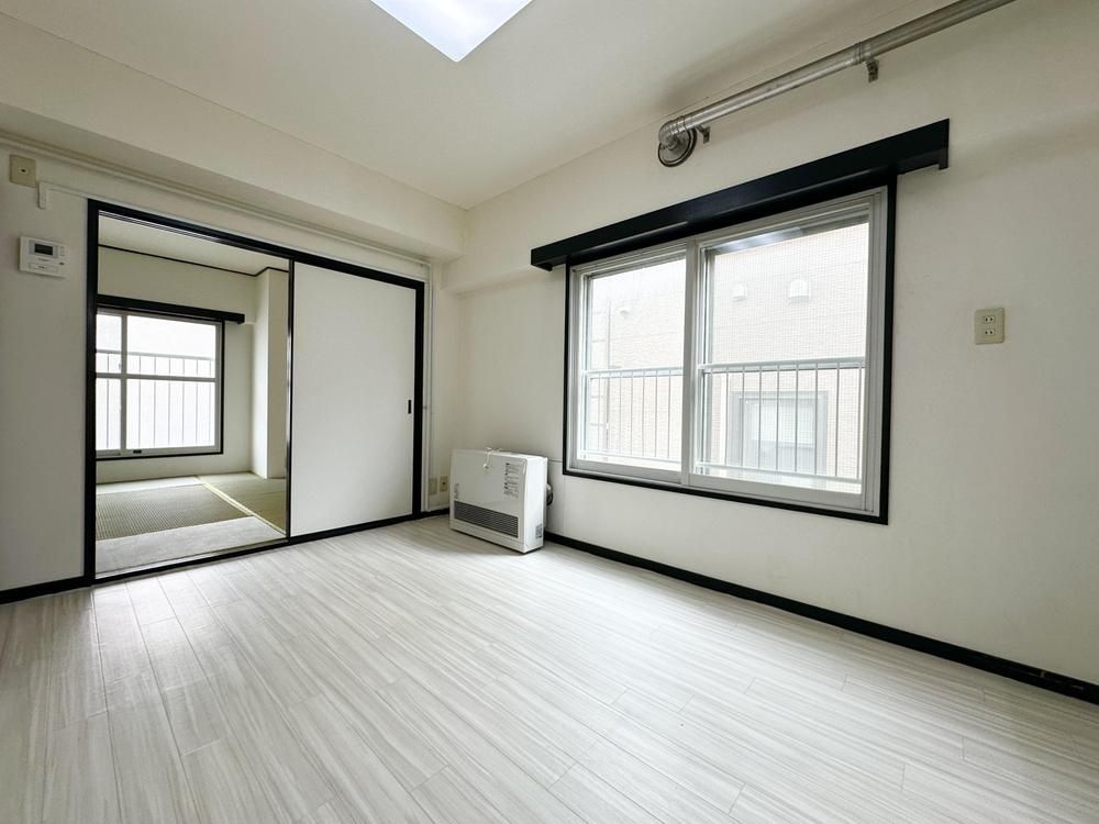 Renovated 2LDK Apartment for Sale in Chuo Ward, Sapporo - Thumbnail 4