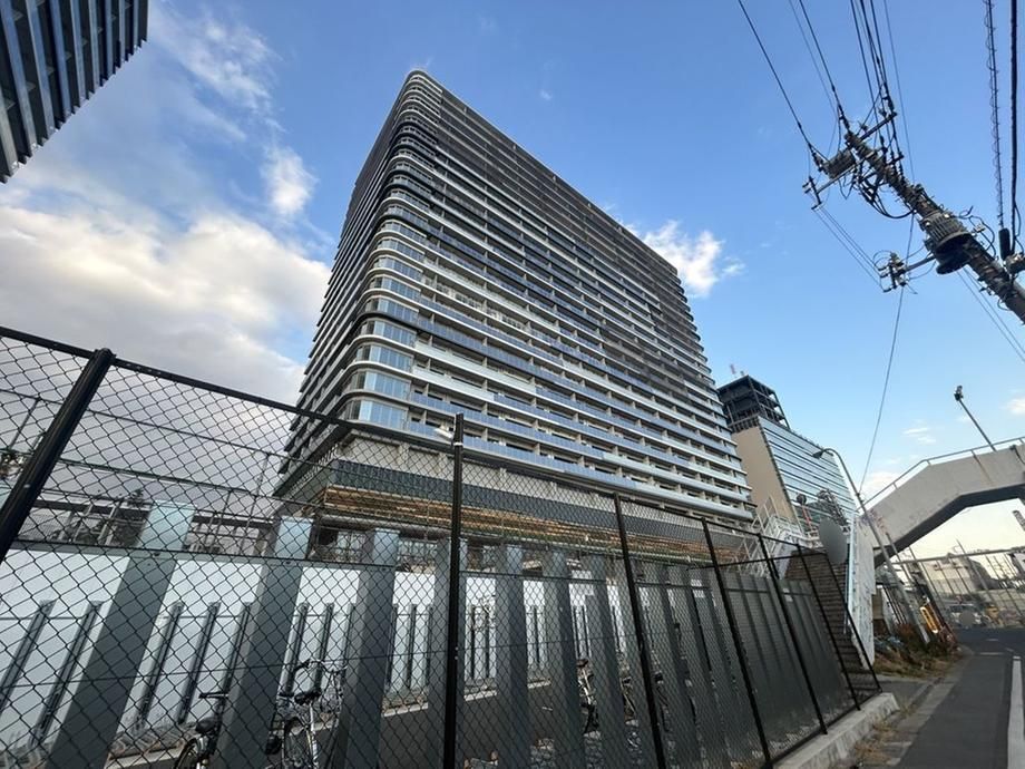 New 3LDK Condo in Nakano, Tokyo - 70m2, South Facing - Thumbnail 3