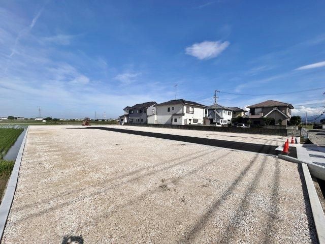 Land for Sale in Kamiita, Tokushima - 147.66m2 Plot - Thumbnail 2