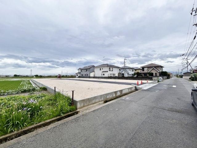 Land for Sale in Kamiita, Tokushima - 147.66m2 Plot - Thumbnail 3