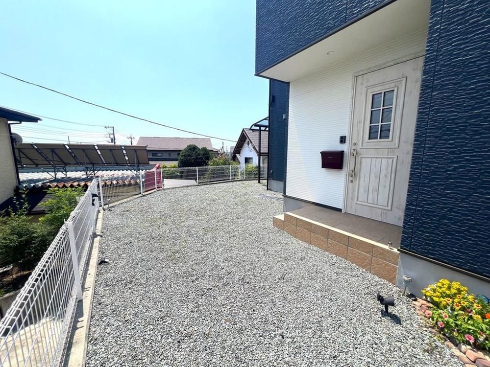 4LDK All-Electric House for Sale in Fuji City, Shizuoka - Thumbnail 2