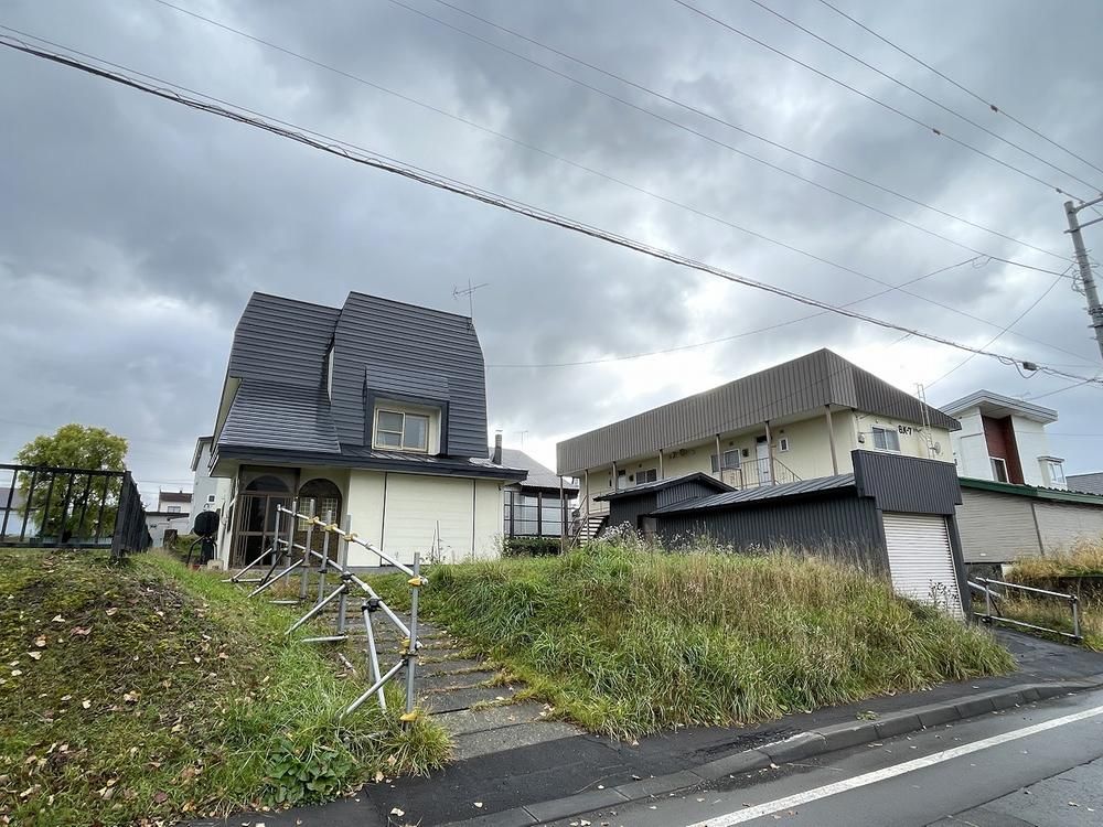 5LDK House for Sale in Sunagawa, Hokkaido - 122.83m2 - Thumbnail 2