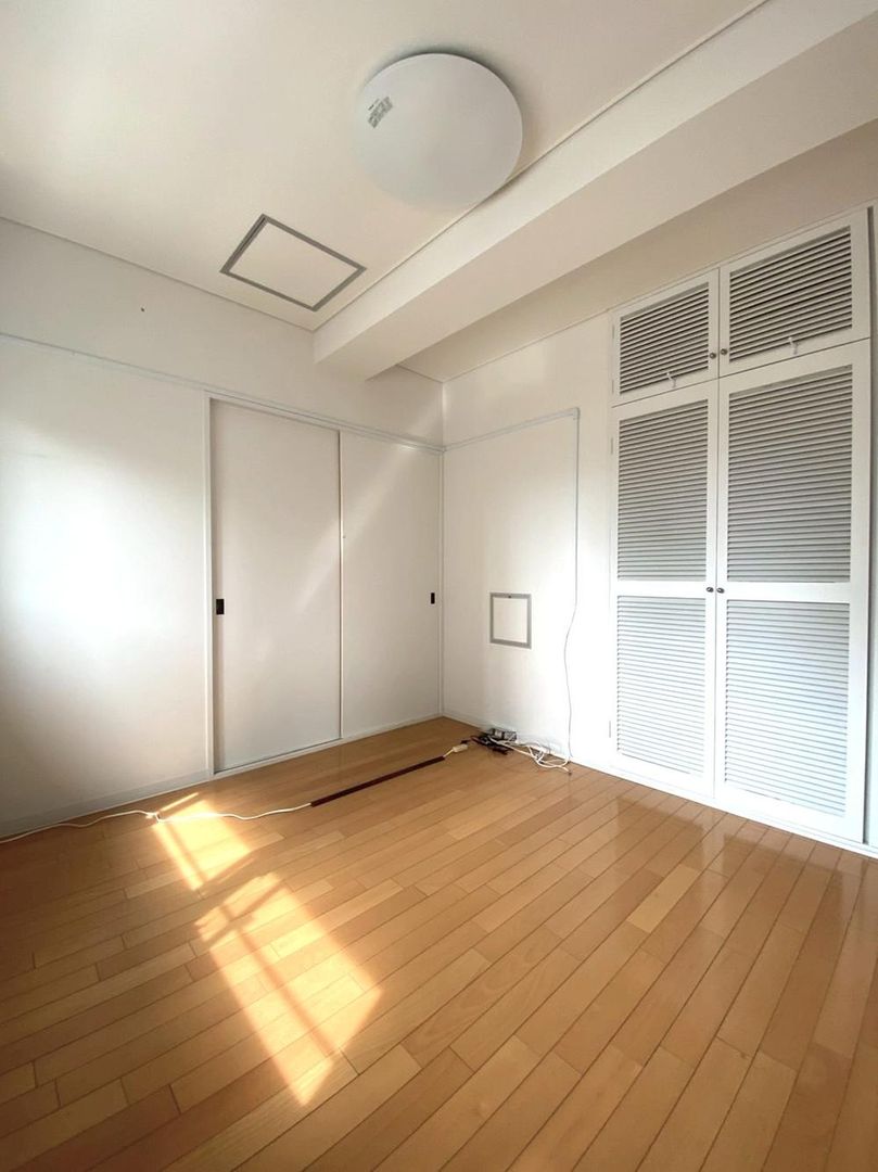 2DK Apartment for Sale in Sapporo Chuo Ward with River View - Thumbnail 3
