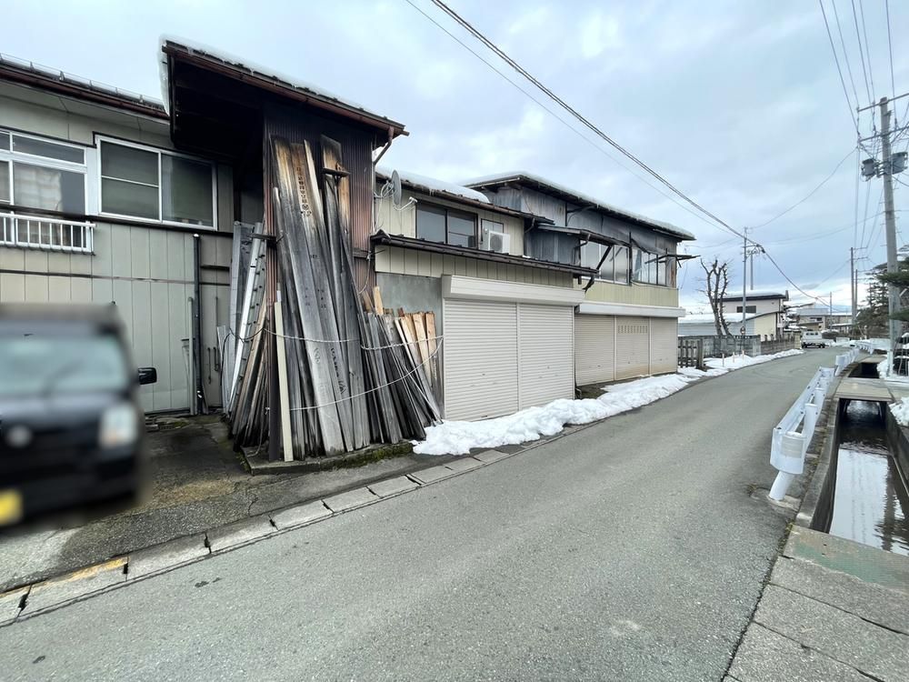 Spacious 6K House with Workshop in Sagae, Yamagata - 2.5 Million Yen - Thumbnail 3