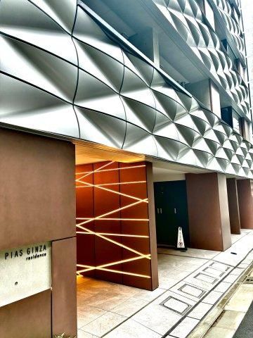 1LDK Apartment for Sale in Ginza, Chuo-ku, Tokyo - Thumbnail 2