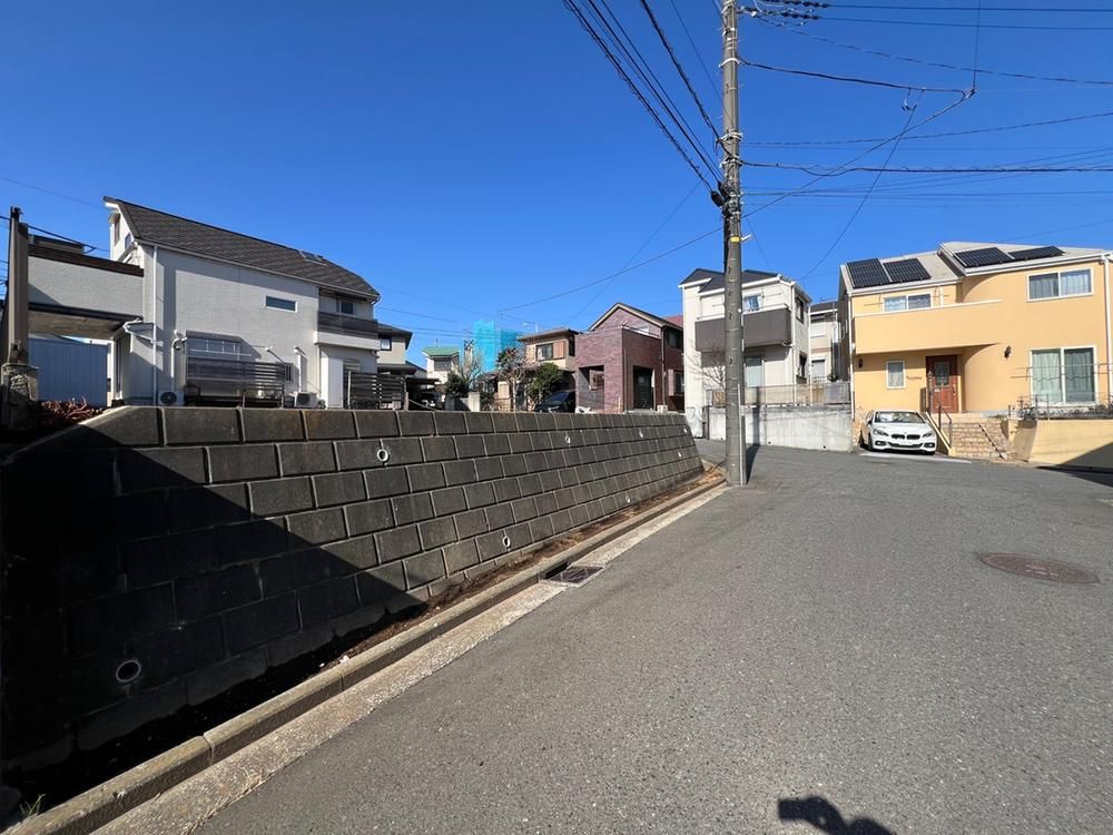 Land for Sale in Mizuhanayama, Yokohama - 165.08 sqm Corner Lot - Image 1