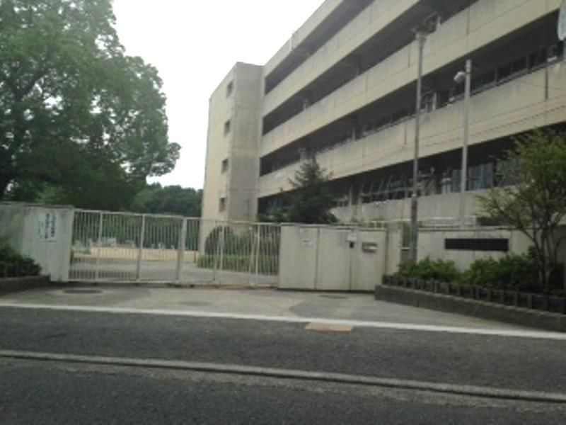 3LDK Apartment for Sale in Suita, Osaka – 9.8M Yen - Thumbnail 3