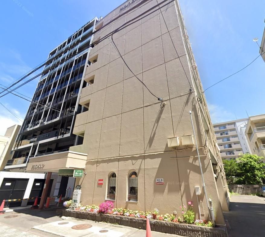 5LDK Apartment for Sale in Kotoni, Sapporo - 138.55 sqm - Thumbnail 2