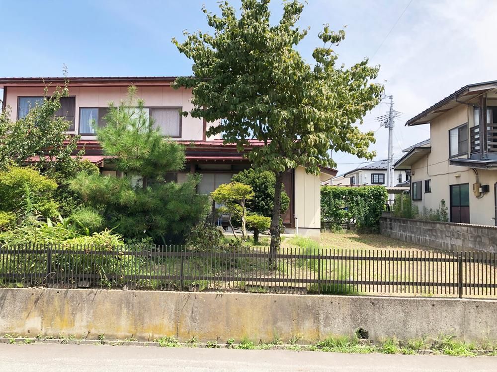 6DK Detached House in Higashine, Yamagata - 12.8 Million Yen - Thumbnail 3