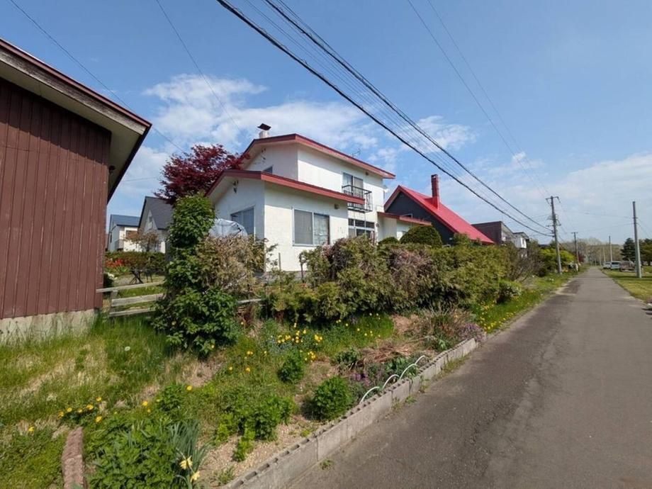 5LDK Detached House in Midorigaoka, Asahikawa - 6.5 Million Yen - Thumbnail 2