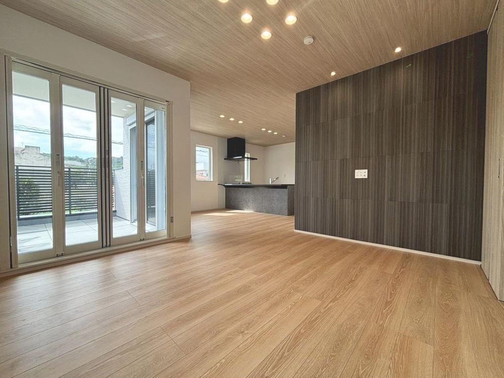 Land for Sale in Naha, Okinawa - 110.43 sqm - Thumbnail 3