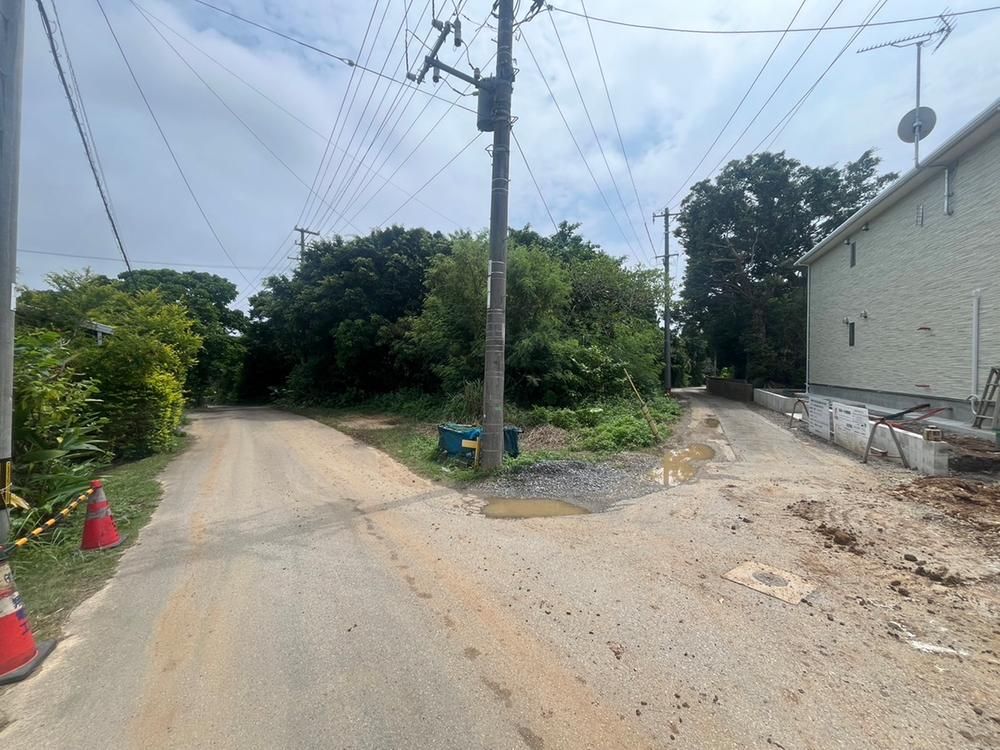 Land for Sale in Motobu Town, Okinawa - 279 sqm - Thumbnail 2