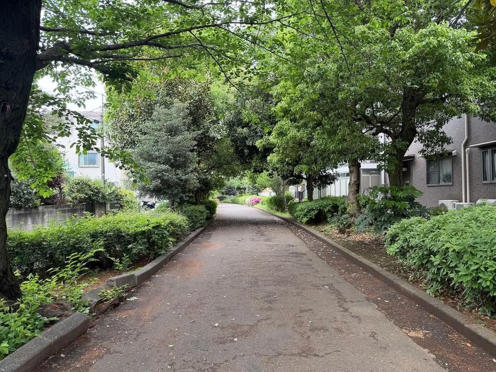 2DK Detached House for Sale in Shibuya, Tokyo - 67.76m² - Thumbnail 3