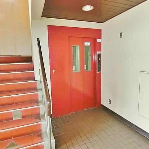 4LDK Apartment for Sale in Muroran, Hokkaido - 57.5m2 - Thumbnail 3