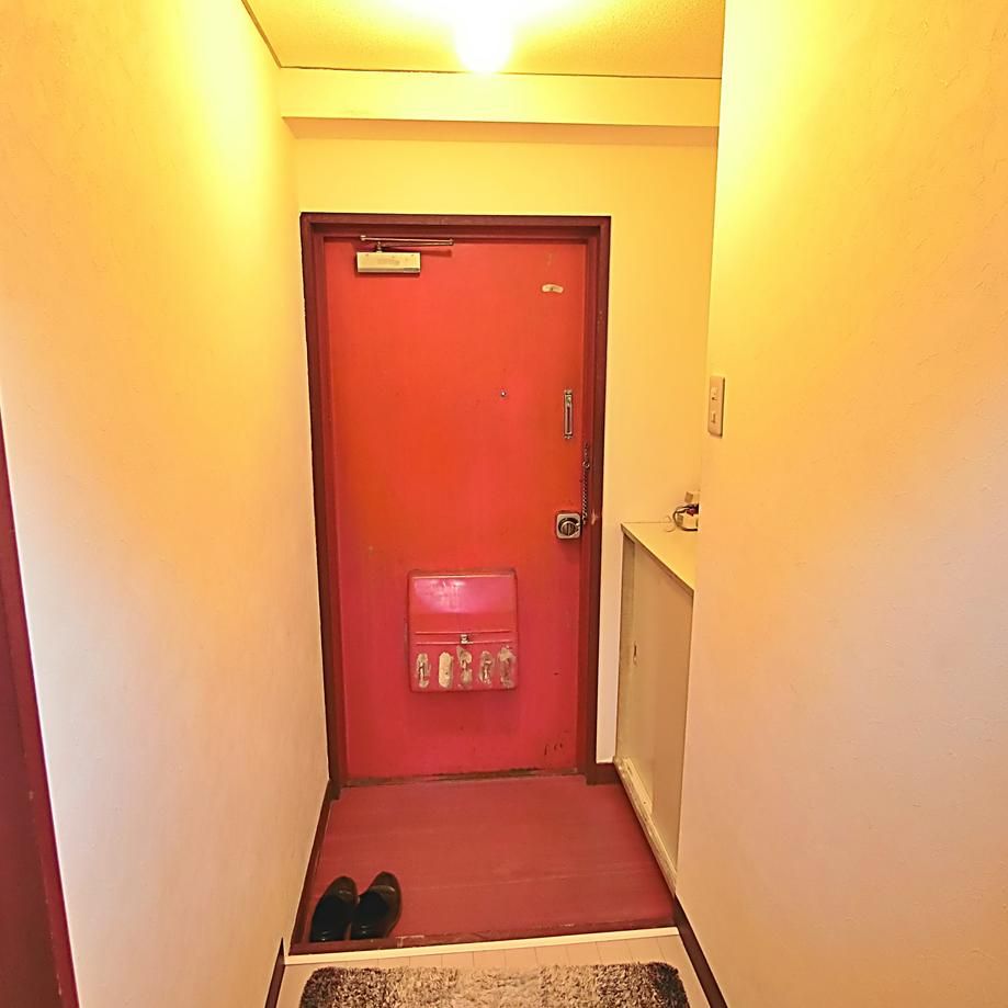 4LDK Apartment for Sale in Muroran, Hokkaido - 57.5m2 - Thumbnail 2