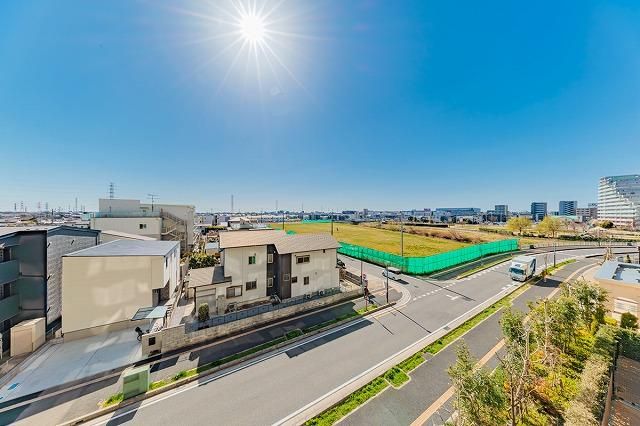 3LDK Apartment for Sale in Saitama City, 71.4m² - Thumbnail 2