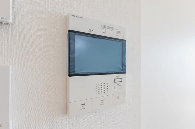 3LDK Apartment for Sale in Saitama City, 71.4m² - Thumbnail 3