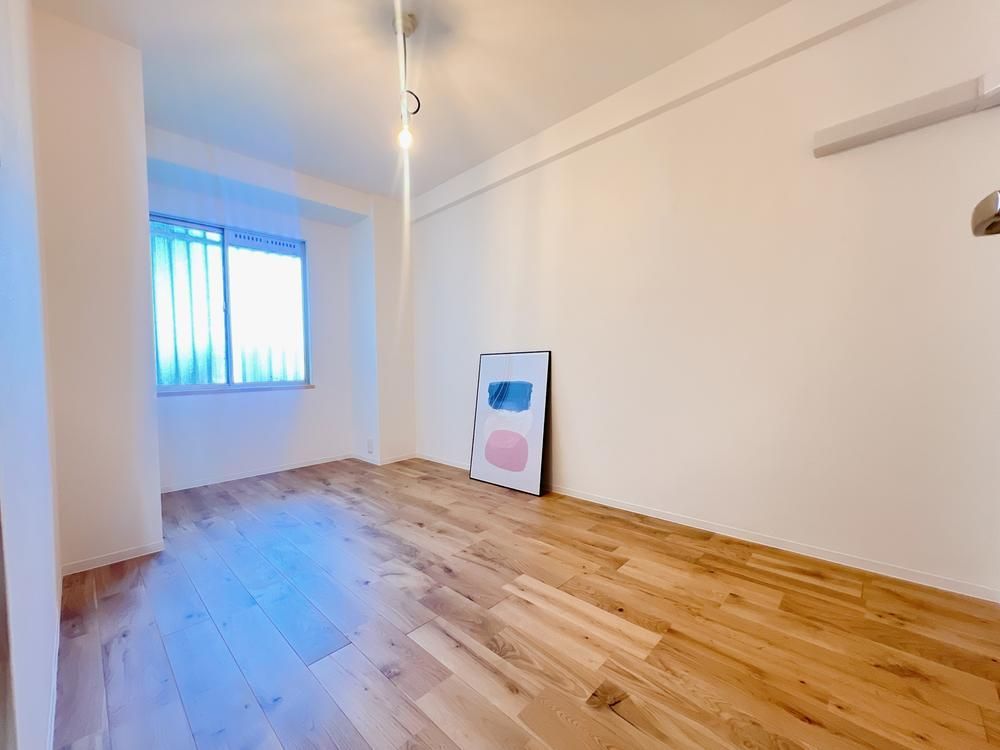 Renovated 2LDK Apartment in Matsudo, Chiba - 61.2m2 - Thumbnail 3