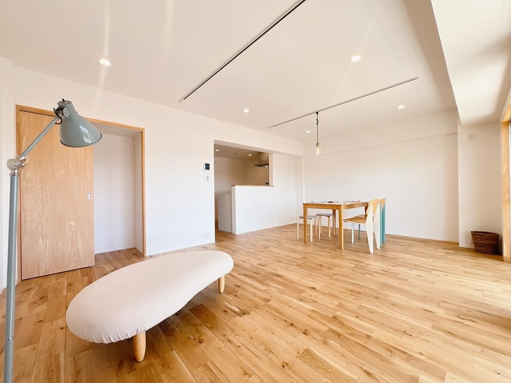 Renovated 2LDK Apartment in Matsudo, Chiba - 61.2m2 - Thumbnail 4