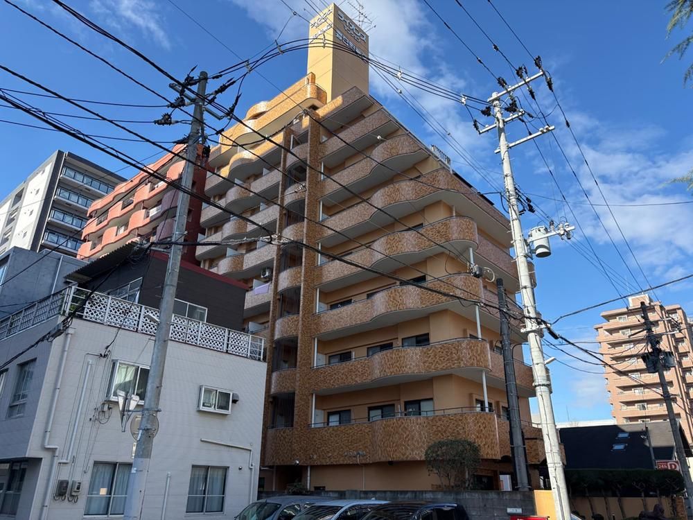 Renovated 2LDK Apartment in Sendai, Miyagi - 126 sqm - Thumbnail 2