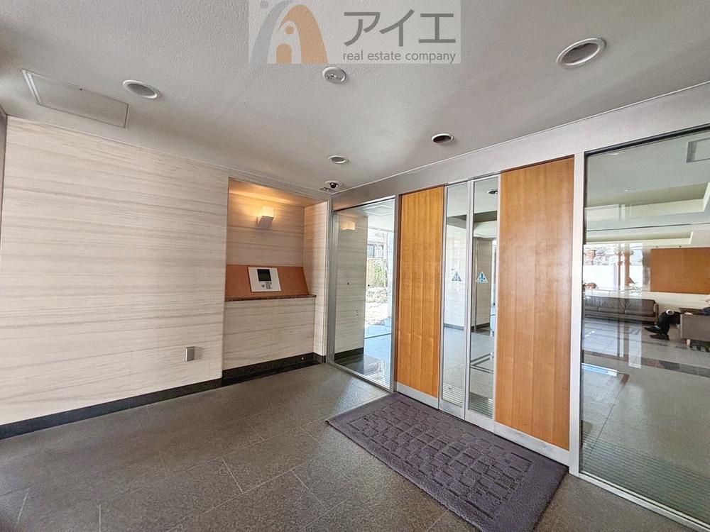 Renovated 2LDK Apartment in Funabashi, Chiba - 76.41m2 - Thumbnail 4