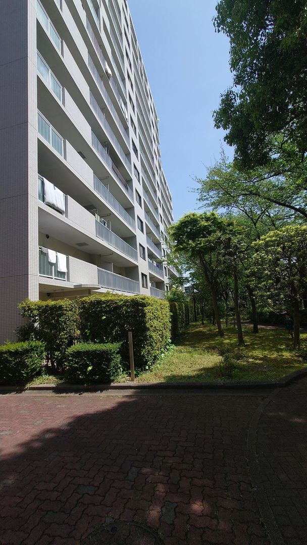 3LDK Resale Apartment in Kawasaki-ku, Kanagawa - Thumbnail 2