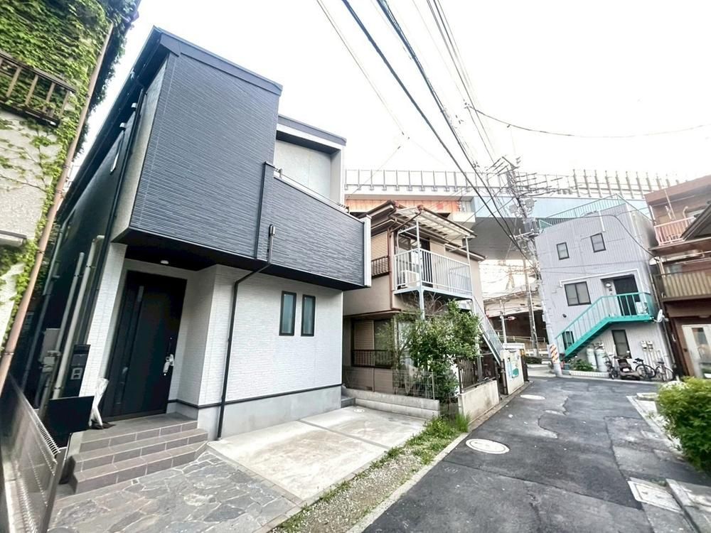 3LDK+S House for Sale Near Kosuge Station, Adachi, Tokyo - Thumbnail 3