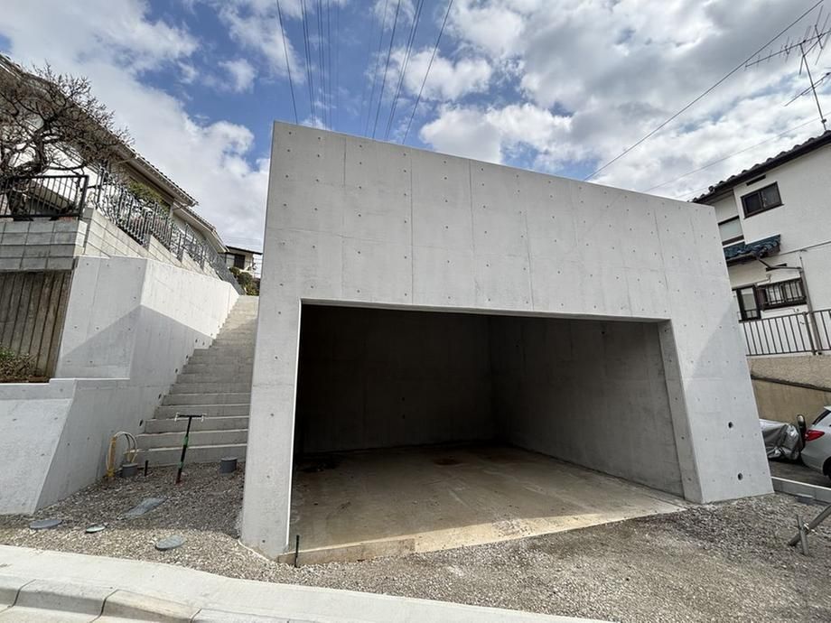 297.52m2 Land for Sale in Utsukushigaoka, Aoba Ward, Yokohama - Thumbnail 3