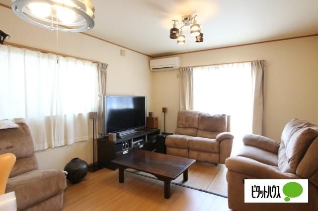 4LDK House for Sale in Tsukuba, Ibaraki - 105m2 - Thumbnail 2