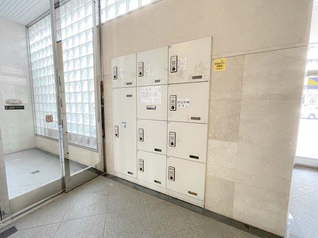 Renovated 3LDK Apartment in Yokohama Nishi Ward - Thumbnail 4