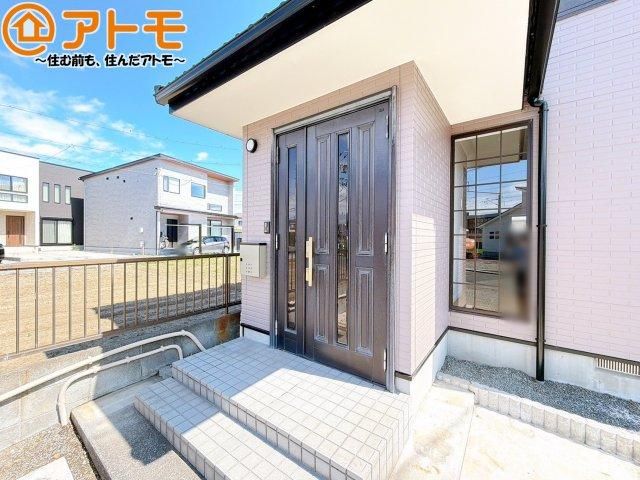 Renovated 3LDK House for Sale in Suruga Ward, Shizuoka - Thumbnail 2