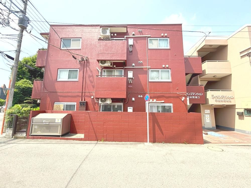 2DK Apartment for Sale Near Chuo Rinkan Station, Yamato - Thumbnail 2