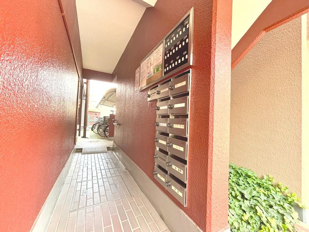 2DK Apartment for Sale Near Chuo Rinkan Station, Yamato - Thumbnail 4
