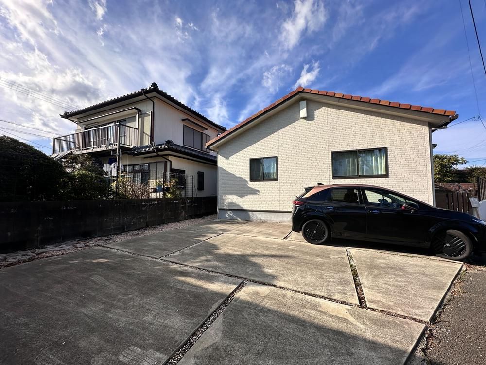 Recently Built 3LDK House in Miyazaki City with Parking - Thumbnail 2