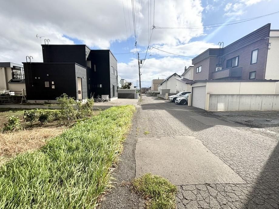 Land for Sale in Teine-ku, Sapporo - 237 sqm - Thumbnail 2