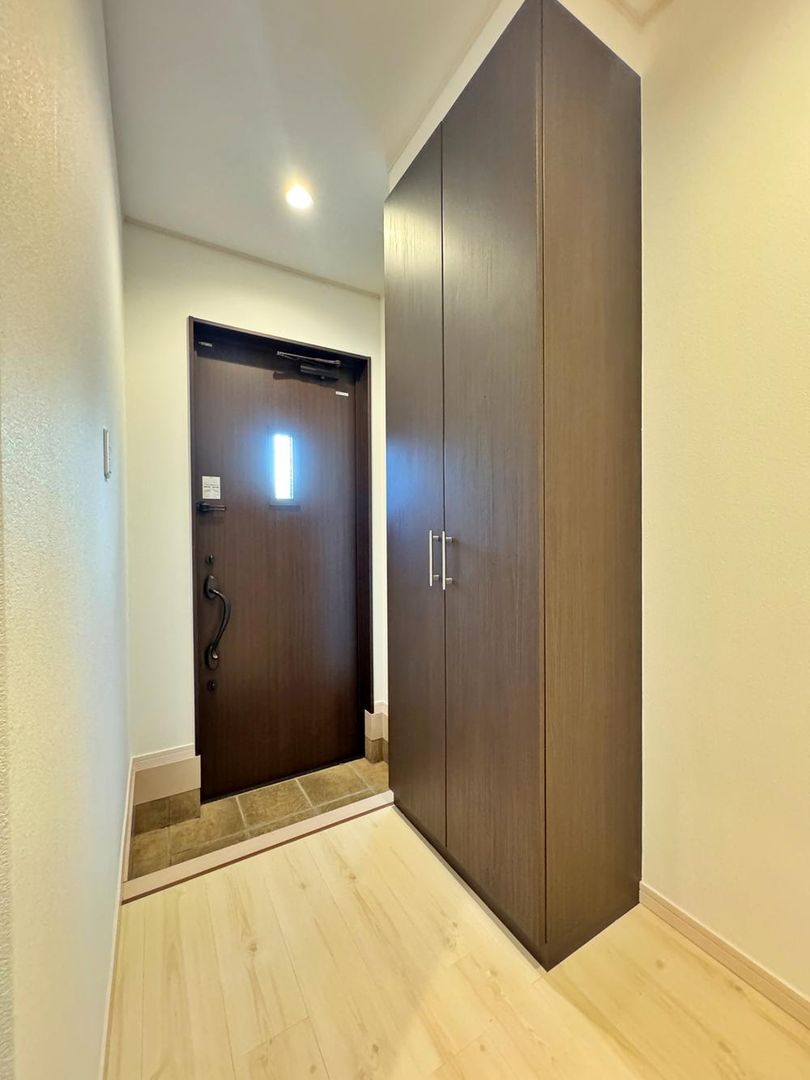 Renovated 4LDK House for Sale in Yokohama's Hodogaya Ward - Thumbnail 4