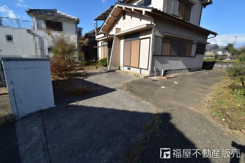 6LDK Detached House for Sale in Akashi, Hyogo - 6800000 Yen - Thumbnail 2