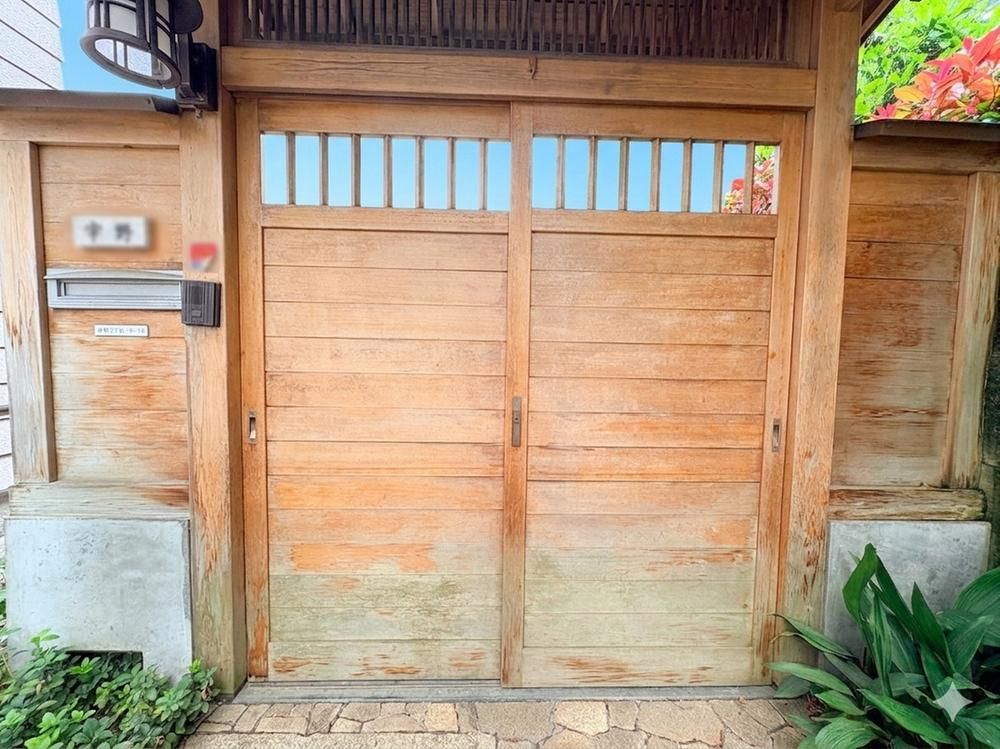 4LDK House for Sale in Tama City, Tokyo - 139m2 - Thumbnail 4