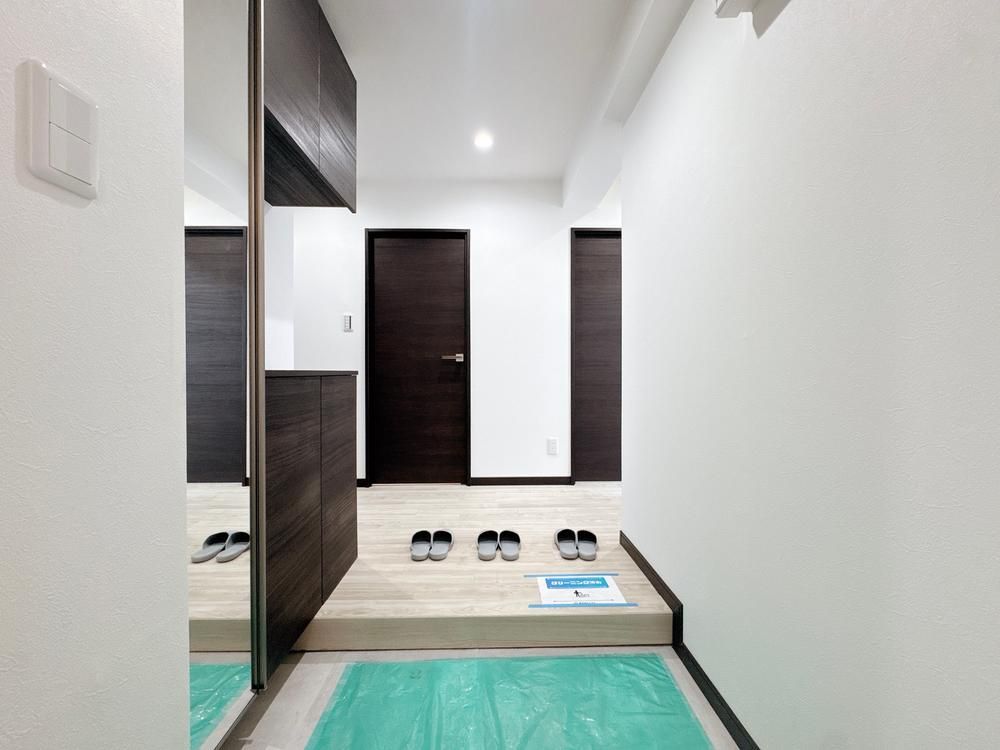 Renovated 3LDK Apartment for Sale in Asao Ward, Kawasaki - Thumbnail 4