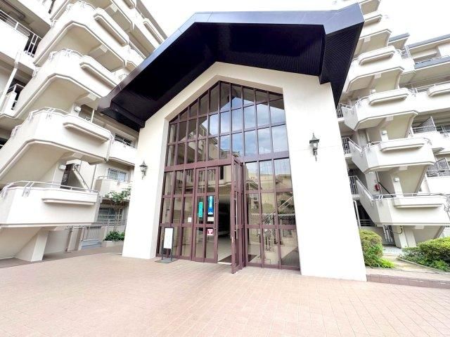 3LDK Apartment for Sale in Miyoshi-cho, Saitama near Mizuhodai Station - Thumbnail 2