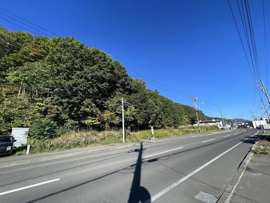 Land for Sale in Minami-ku, Sapporo – 1,337 sqm - Thumbnail 4