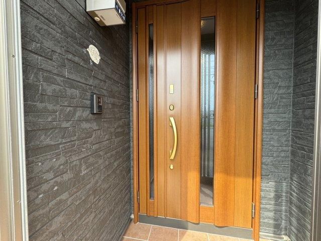 8LDK House for Sale in Kushiro with 489m2 Land - Thumbnail 2