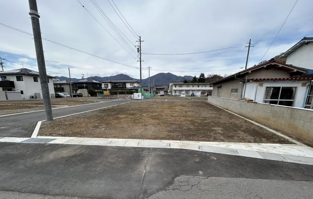 Land for Sale in Ueda City, Nagano - 232m2 Plot - Thumbnail 3