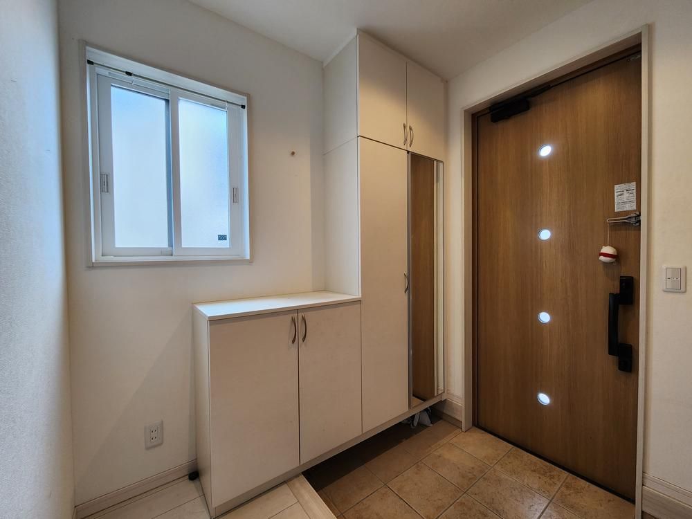 4LDK House with Solar Power in Oita City - Thumbnail 2