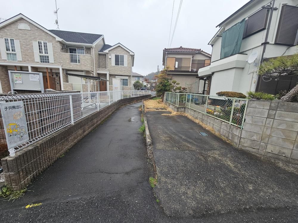 5DK Detached House for Sale in Hachioji, Tokyo - Thumbnail 3